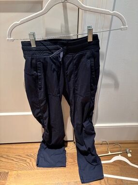 Ivivva by lululemon Girls Dance Studio Pant, Navy, Size 10